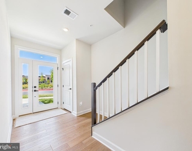 3711 Mayors Way - Photo Thumbnail 5
