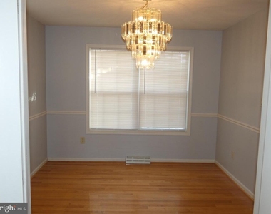 2623 Van Buren Street - Photo Thumbnail 4