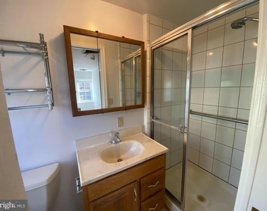 1115 Winchester Street - Photo Thumbnail 12