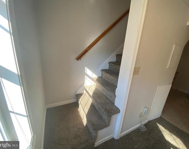 1115 Winchester Street - Photo Thumbnail 10