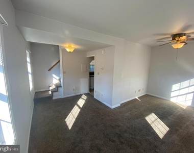1115 Winchester Street - Photo Thumbnail 5