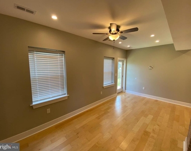1115 Winchester Street - Photo Thumbnail 4