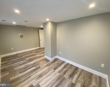 1115 Winchester Street - Photo Thumbnail 15