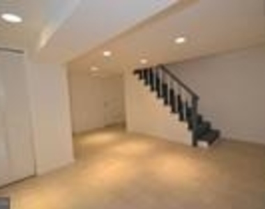 7 Ingram Street - Photo Thumbnail 17