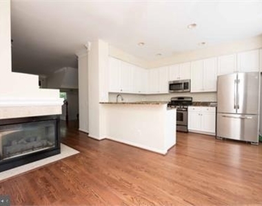 6002 Lincolnia Road - Photo Thumbnail 9