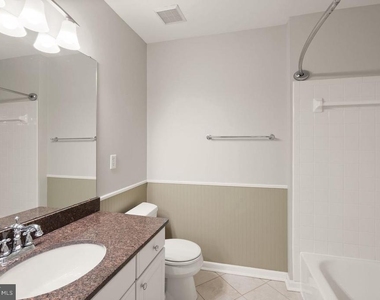 917 Rolfe Place - Photo Thumbnail 45