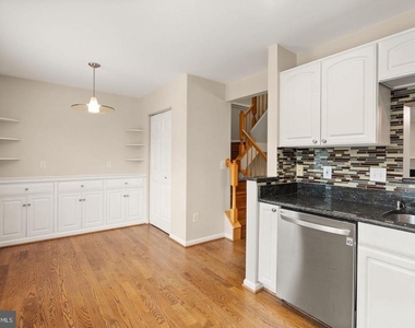 917 Rolfe Place - Photo Thumbnail 30