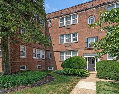 1808 W Abingdon Drive - Photo Thumbnail 14