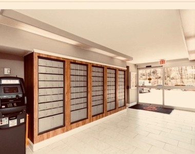 2500 N Van Dorn Street N - Photo Thumbnail 17