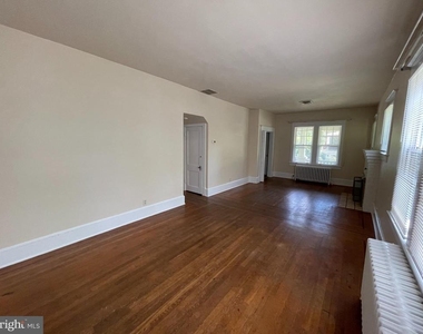 3017 3rd Street N - Photo Thumbnail 11