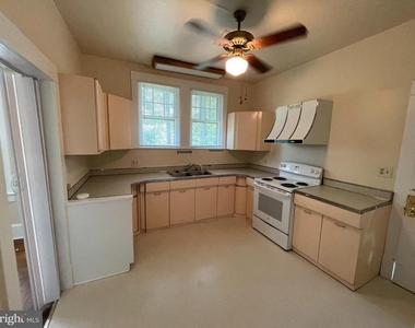 3017 3rd Street N - Photo Thumbnail 3