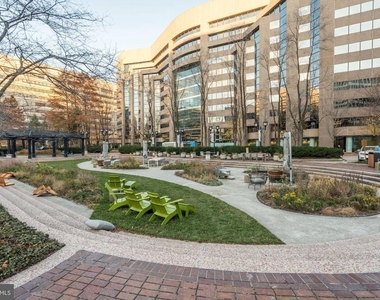 3600 S Glebe Road - Photo Thumbnail 27