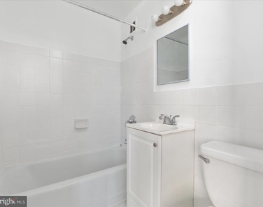 1111 Arlington Boulevard - Photo Thumbnail 4