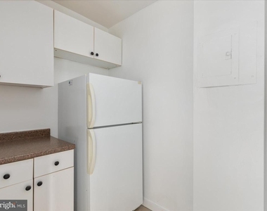 1111 Arlington Boulevard - Photo Thumbnail 6
