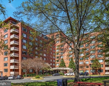 1111 Arlington Boulevard - Photo Thumbnail 1