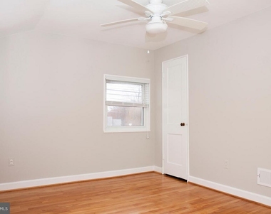 5627 8th Street S - Photo Thumbnail 10