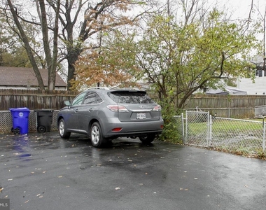 5627 8th Street S - Photo Thumbnail 38