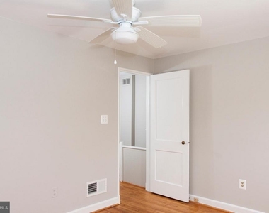 5627 8th Street S - Photo Thumbnail 16