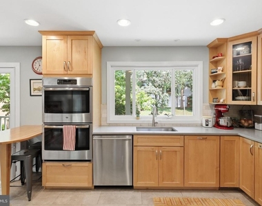 2010 N Brandywine Street - Photo Thumbnail 15