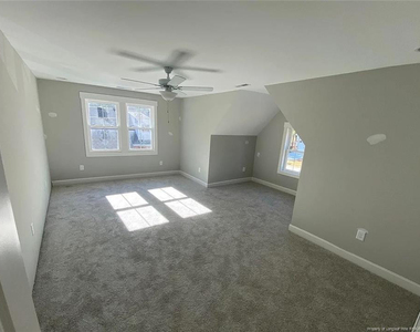 735 Blue Bird Drive - Photo Thumbnail 11