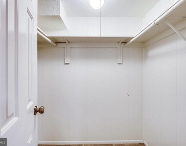 2983 Columbus Street - Photo Thumbnail 12