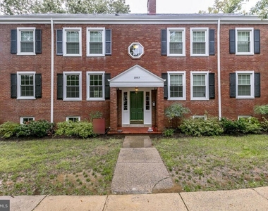2983 Columbus Street - Photo Thumbnail 2