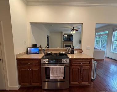 10 Grayson Place - Photo Thumbnail 7