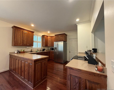 10 Grayson Place - Photo Thumbnail 5