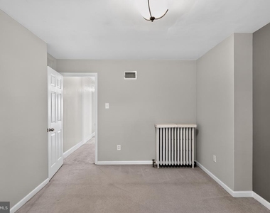 185 Baldwin Street - Photo Thumbnail 16