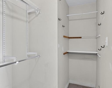 185 Baldwin Street - Photo Thumbnail 24