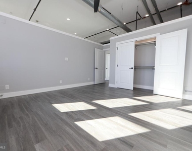 3701 Frankford Avenue - Photo Thumbnail 7