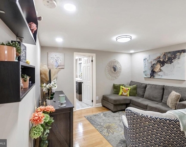 1326 S Broad Street - Photo Thumbnail 19