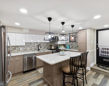 1326 S Broad Street - Photo Thumbnail 17