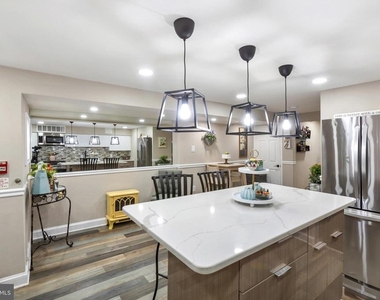 1326 S Broad Street - Photo Thumbnail 18