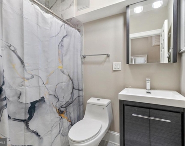 1326 S Broad Street - Photo Thumbnail 9