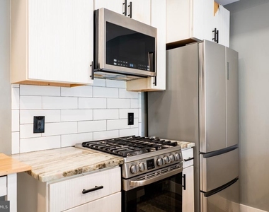 1239 N 19th Street - Photo Thumbnail 8