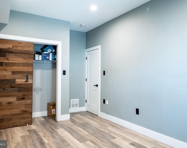 1239 N 19th Street - Photo Thumbnail 15