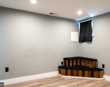 1239 N 19th Street - Photo Thumbnail 25