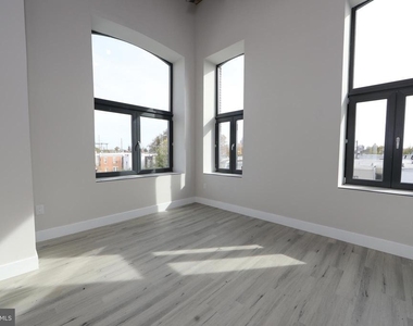 1849 E Venango Street - Photo Thumbnail 5