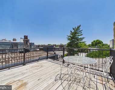 2220 Delancey Place - Photo Thumbnail 14