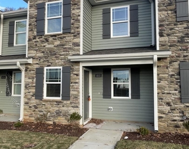 1022 Peony Lane - Photo Thumbnail 1