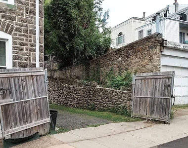 230 Wendover Street - Photo Thumbnail 33