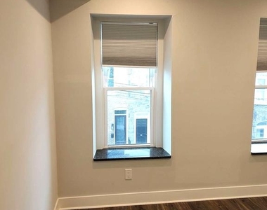 230 Wendover Street - Photo Thumbnail 12