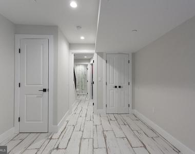 5126 Malcolm Street - Photo Thumbnail 15