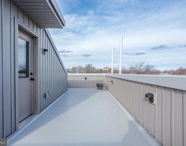 5126 Malcolm Street - Photo Thumbnail 16