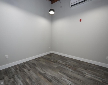 1825 E Atlantic Street - Photo Thumbnail 7