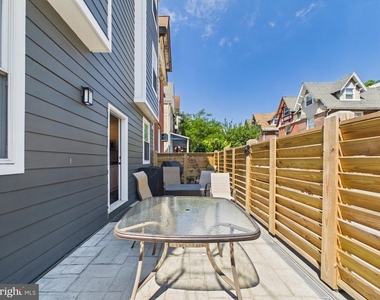 256 N 32nd Street - Photo Thumbnail 16