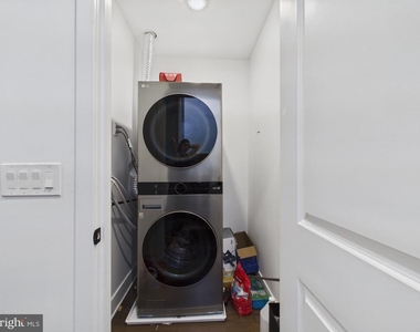 256 N 32nd Street - Photo Thumbnail 13