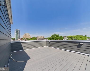 256 N 32nd Street - Photo Thumbnail 14
