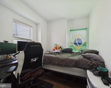 256 N 32nd Street - Photo Thumbnail 6